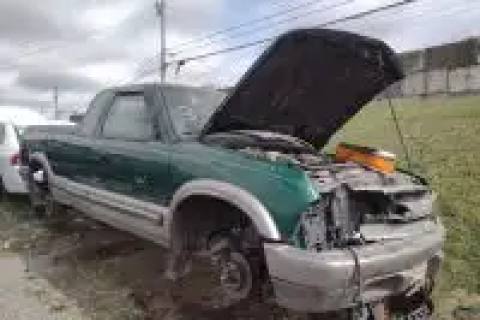 Photo of 1999 Chevrolet S-10