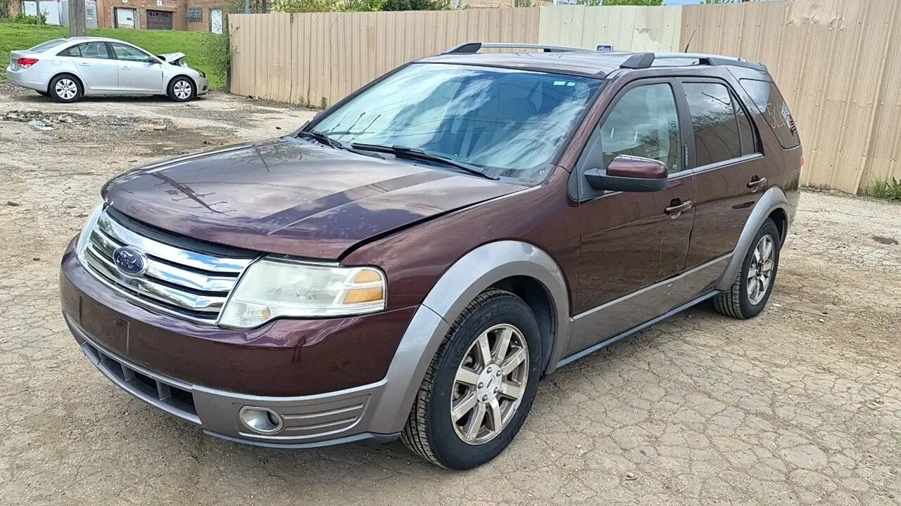 Photo of 2009 Ford Taurus X