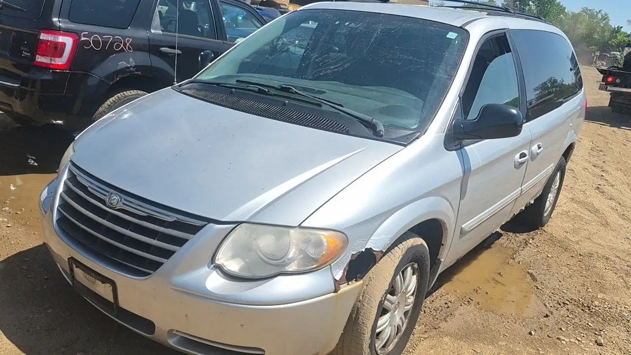 Photo of 2007 Chrysler Town & Country