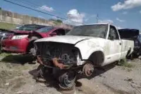 Photo of 2001 Chevrolet S10 Pickup