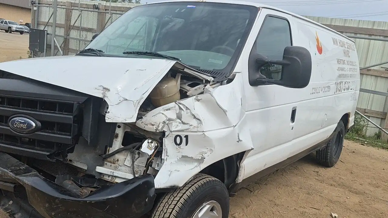 Photo of 2008 Ford E-150