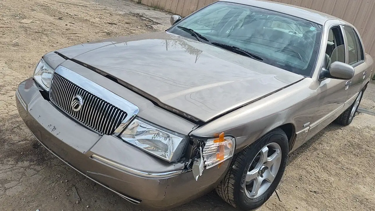 Photo of 2004 Mercury Grand Marquis