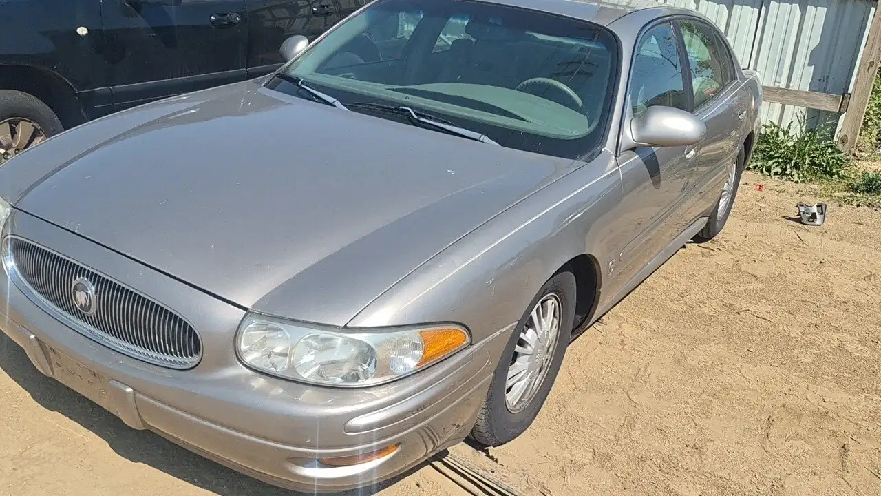 Photo of 2003 Buick Lesabre