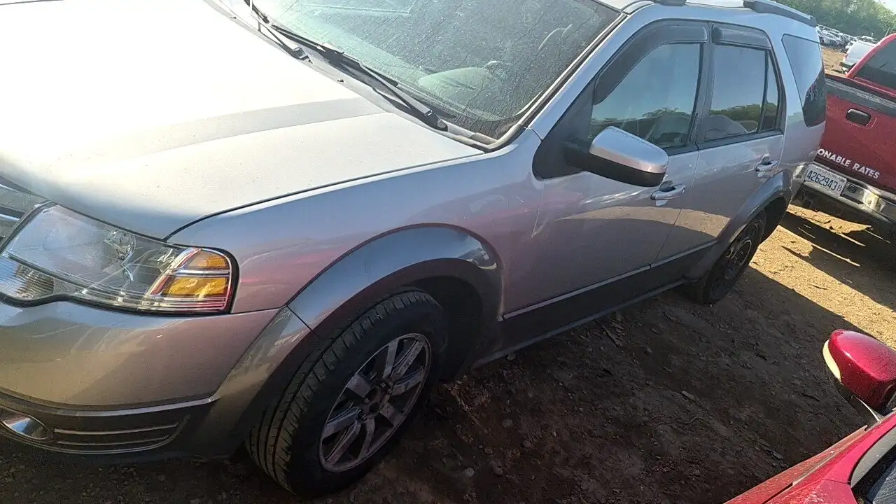 Photo of 2008 Ford Taurus X