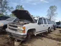 Photo of 1998 Chevrolet Suburban