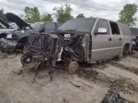 Photo of 2003 Chevrolet Suburban