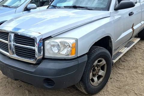 Photo of 2005 Dodge Dakota