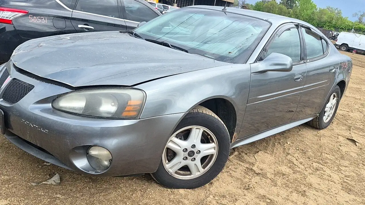 Photo of 2005 Pontiac Grand Prix