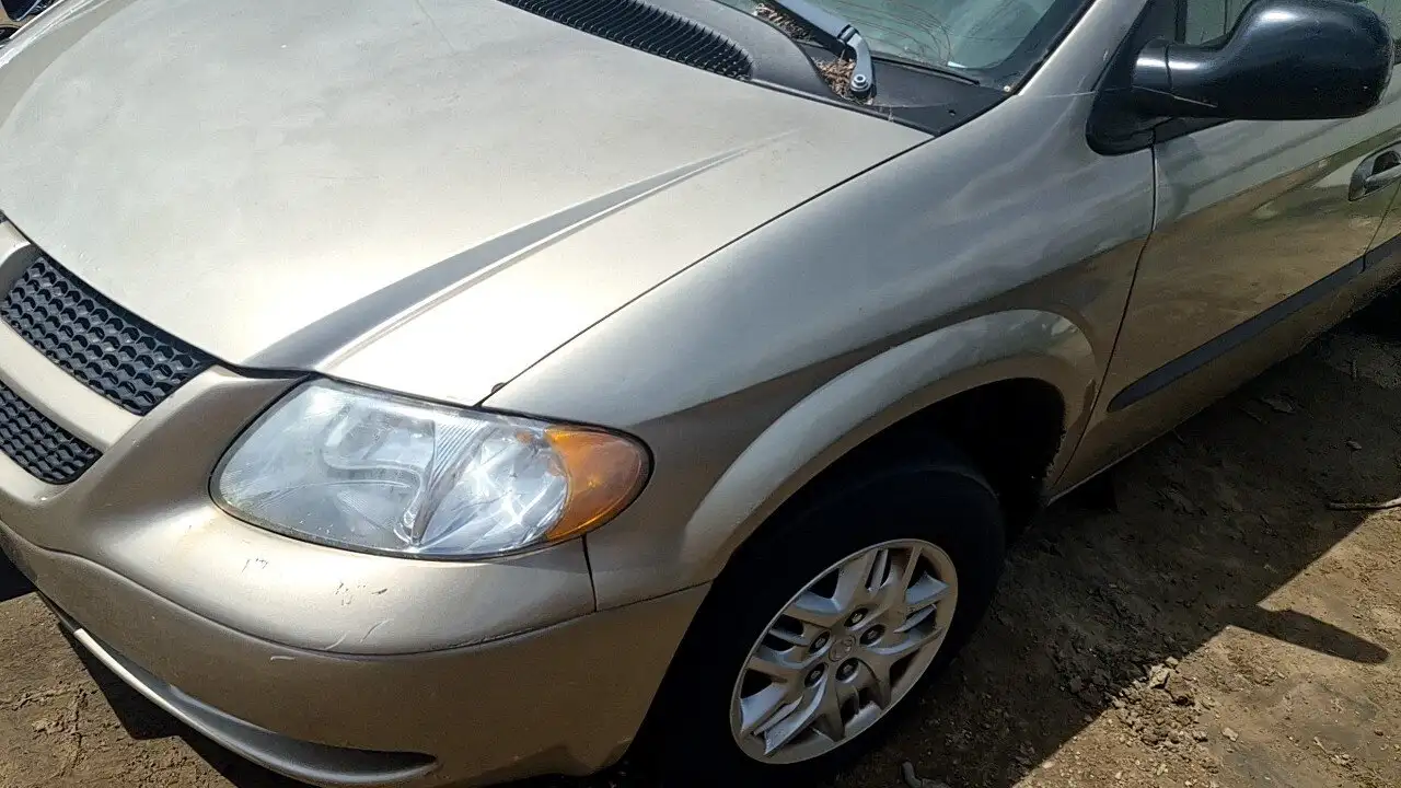 Photo of 2002 Dodge Caravan
