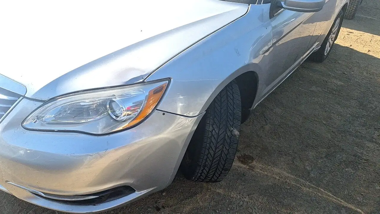 Photo of 2012 Chrysler 200
