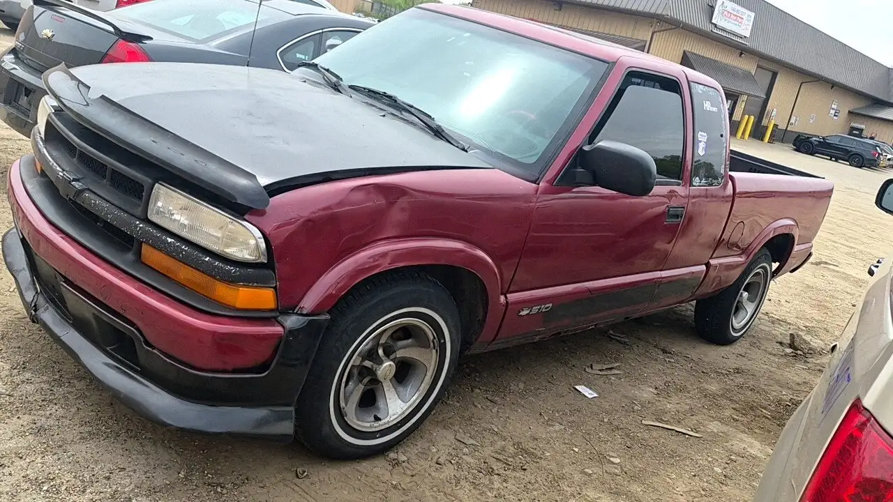 Photo of 2000 Chevrolet S10