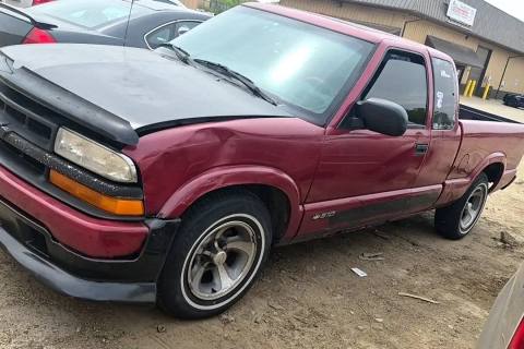Photo of 2000 Chevrolet S10