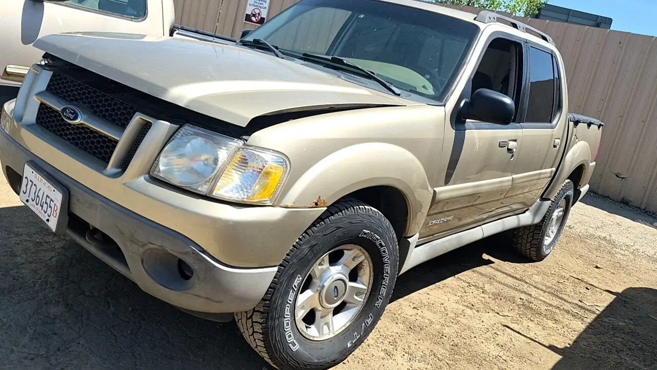 Photo of 2001 Ford Explorer Sport Trac