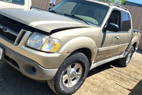 Photo of 2001 Ford Explorer Sport Trac