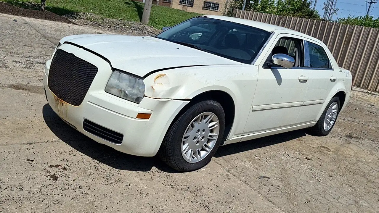 Photo of 2005 Chrysler 300