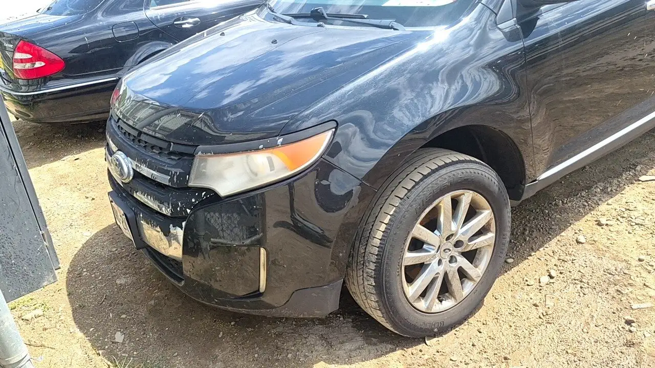 Photo of 2011 Ford Edge