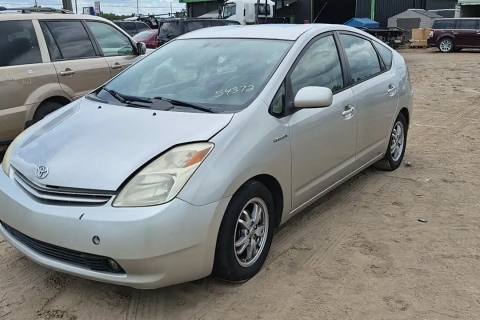 Photo of 2004 Toyota Prius