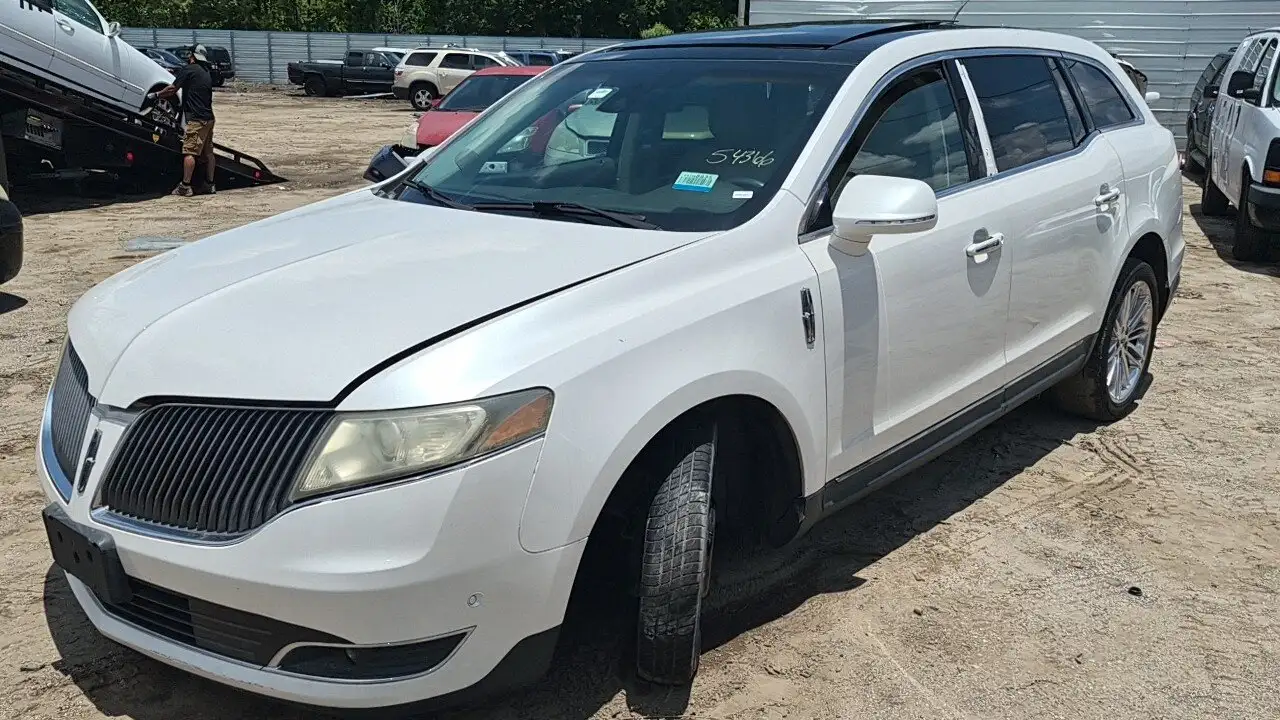 Photo of 2014 Lincoln Mkt