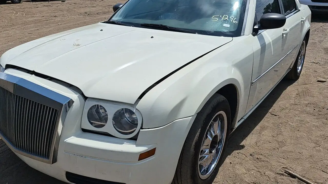 Photo of 2008 Chrysler 300