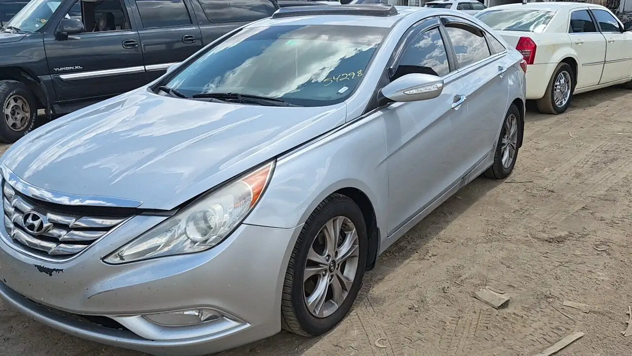Photo of 2011 Hyundai Sonata