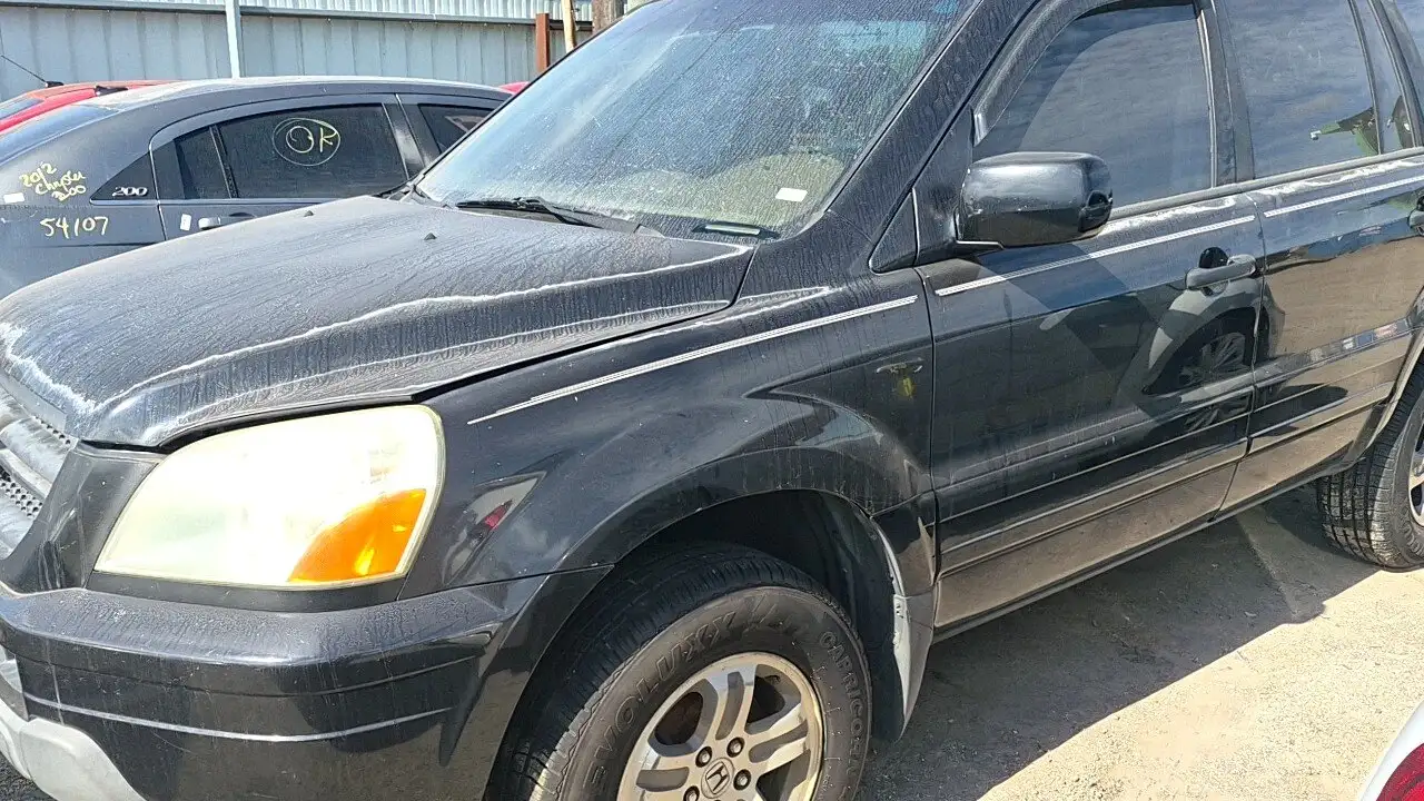 Photo of 2004 Honda Pilot