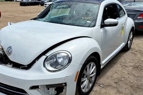 Photo of 2018 Volkswagen Beetle