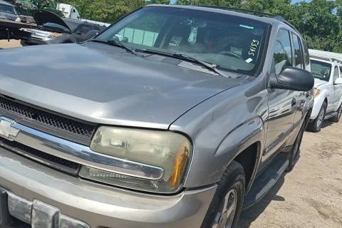 Photo of 2002 Chevrolet Trailblazer