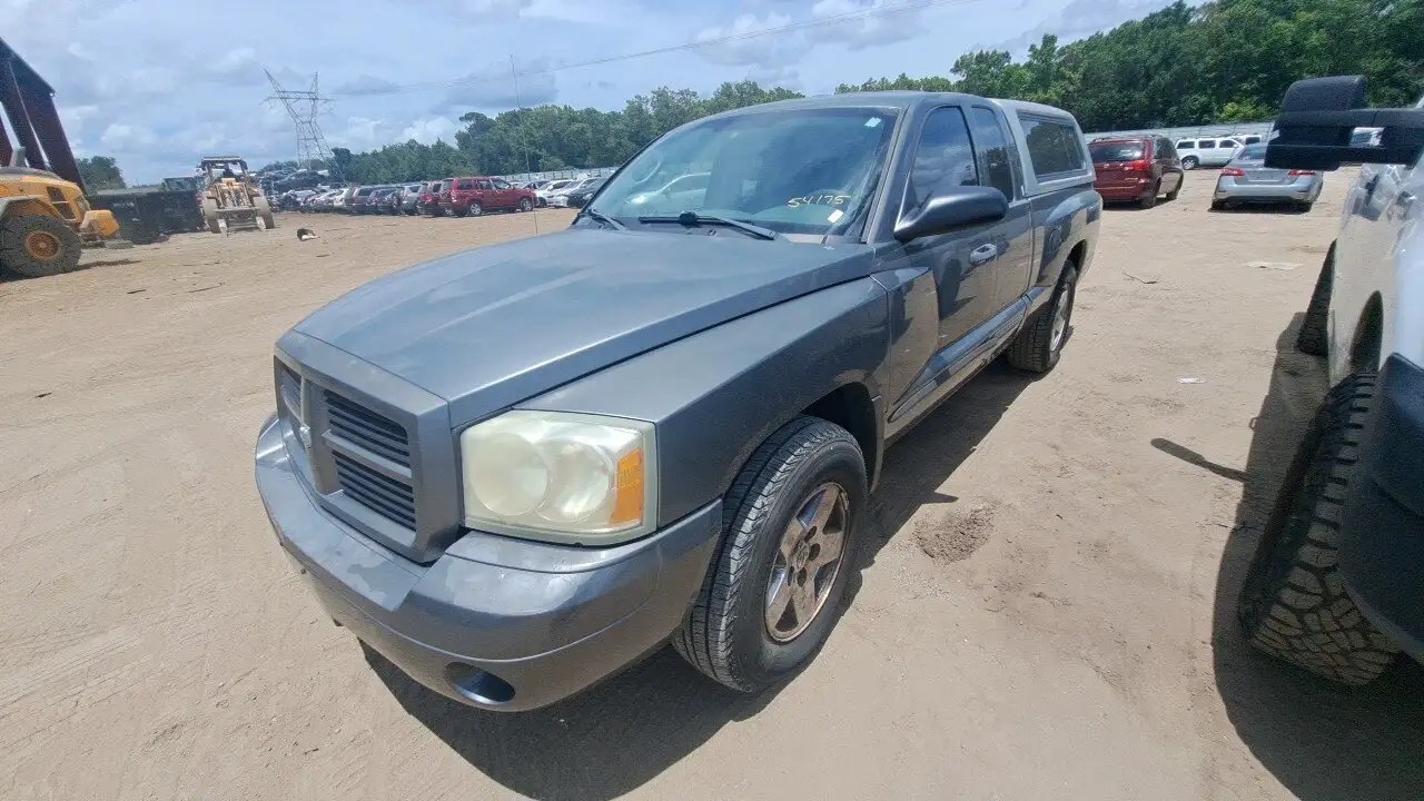 Photo of 2006 Dodge Dakota