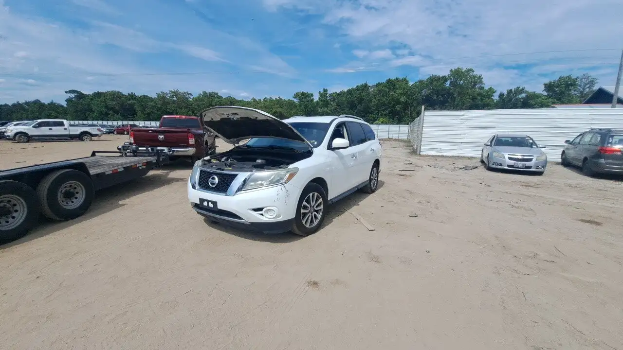 Photo of 2013 Nissan Pathfinder