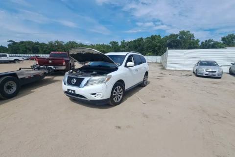 Photo of 2013 Nissan Pathfinder
