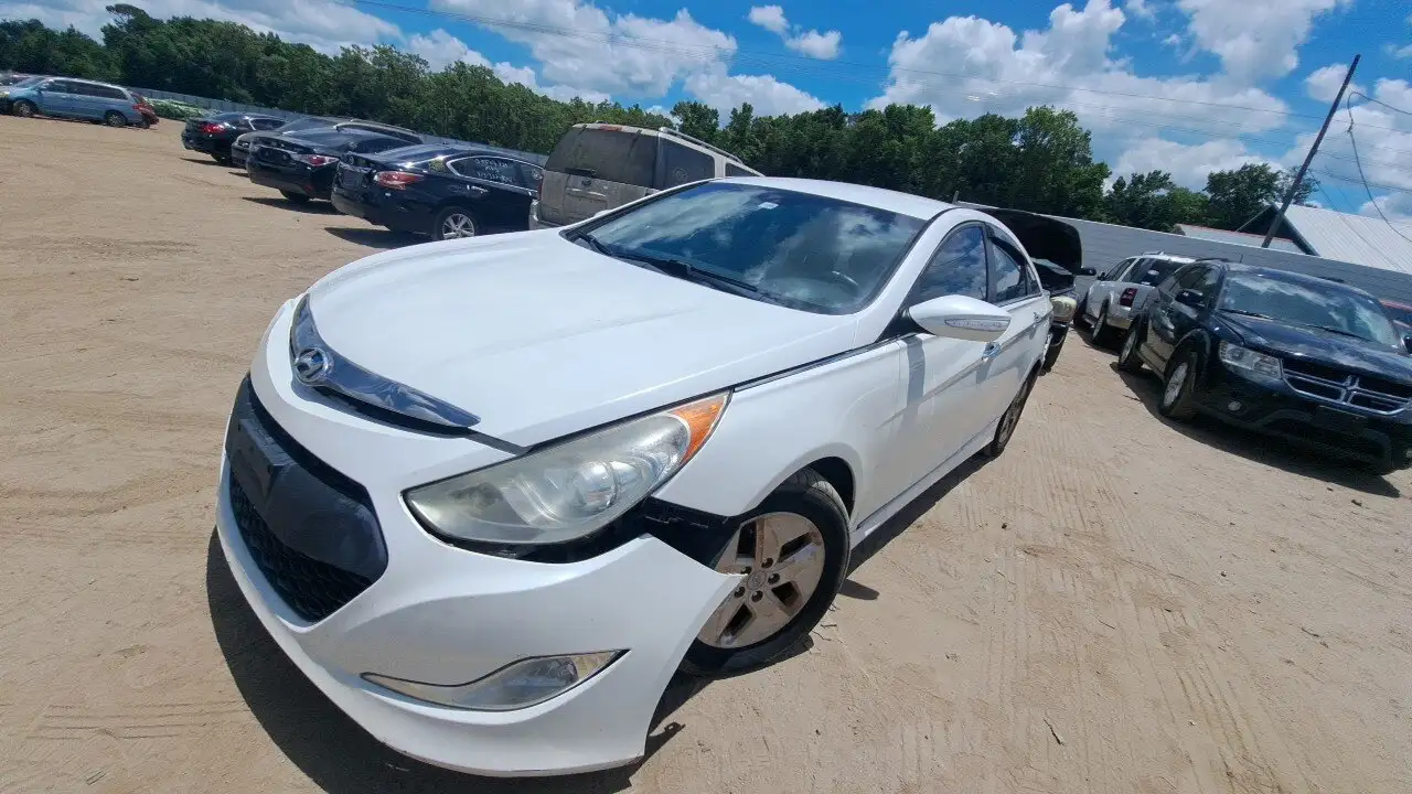 Photo of 2012 Hyundai Sonata