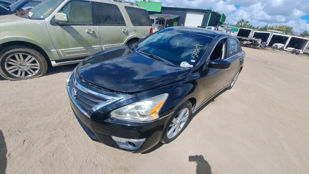 Photo of 2014 Nissan Altima