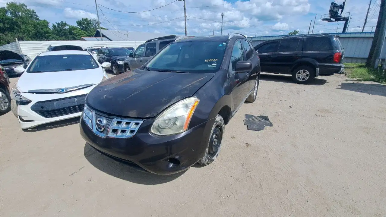 Photo of 2011 Nissan Rogue