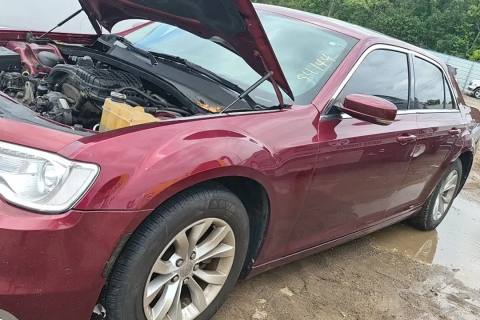 Photo of 2016 Chrysler 300