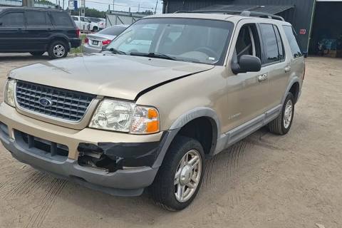 Photo of 2002 Ford Explorer