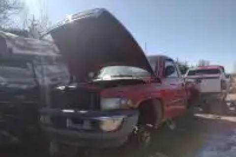 Photo of 2001 Dodge Ram 1500