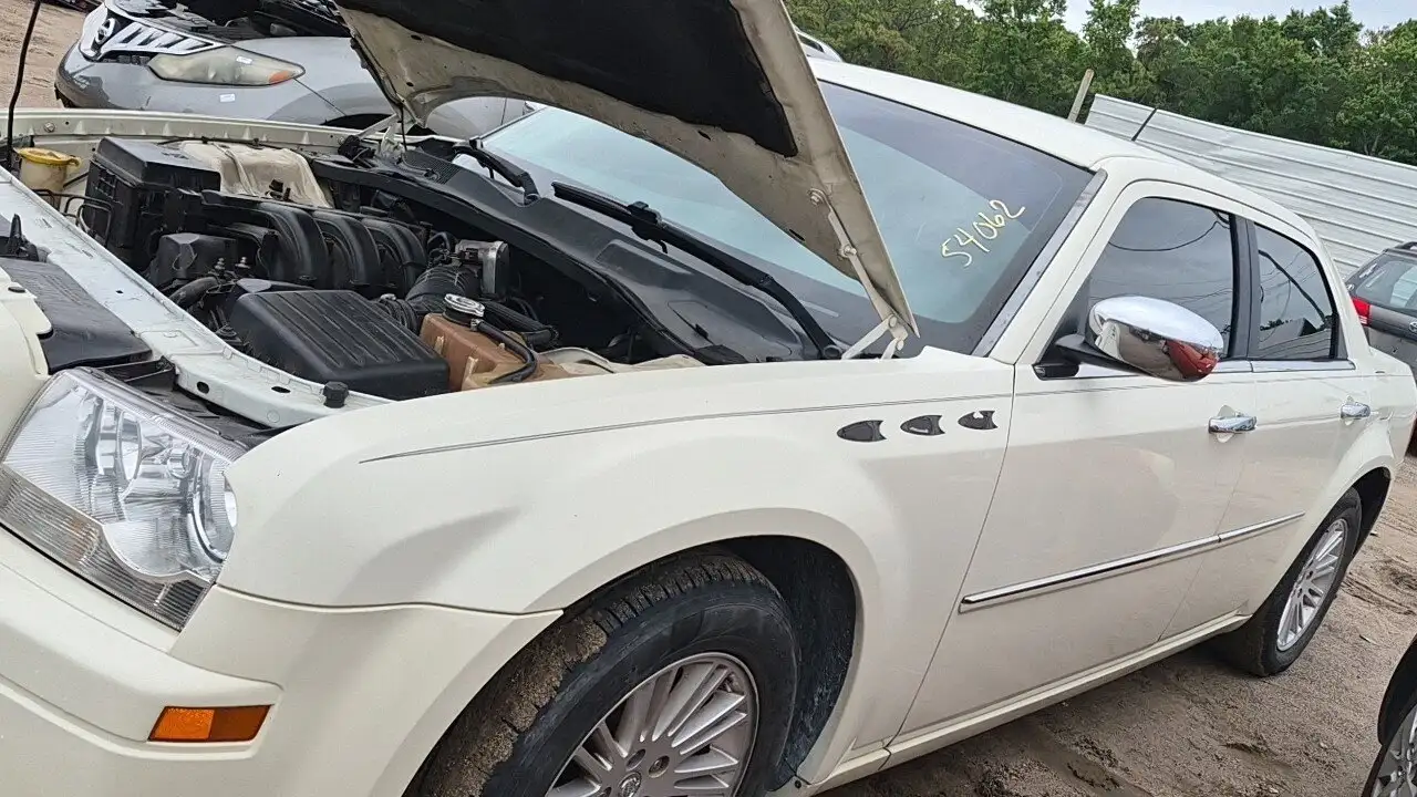 Photo of 2008 Chrysler 300