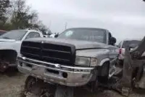 Photo of 2000 Dodge Ram 1500
