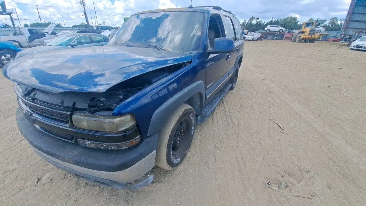 Photo of 2002 Chevrolet Tahoe