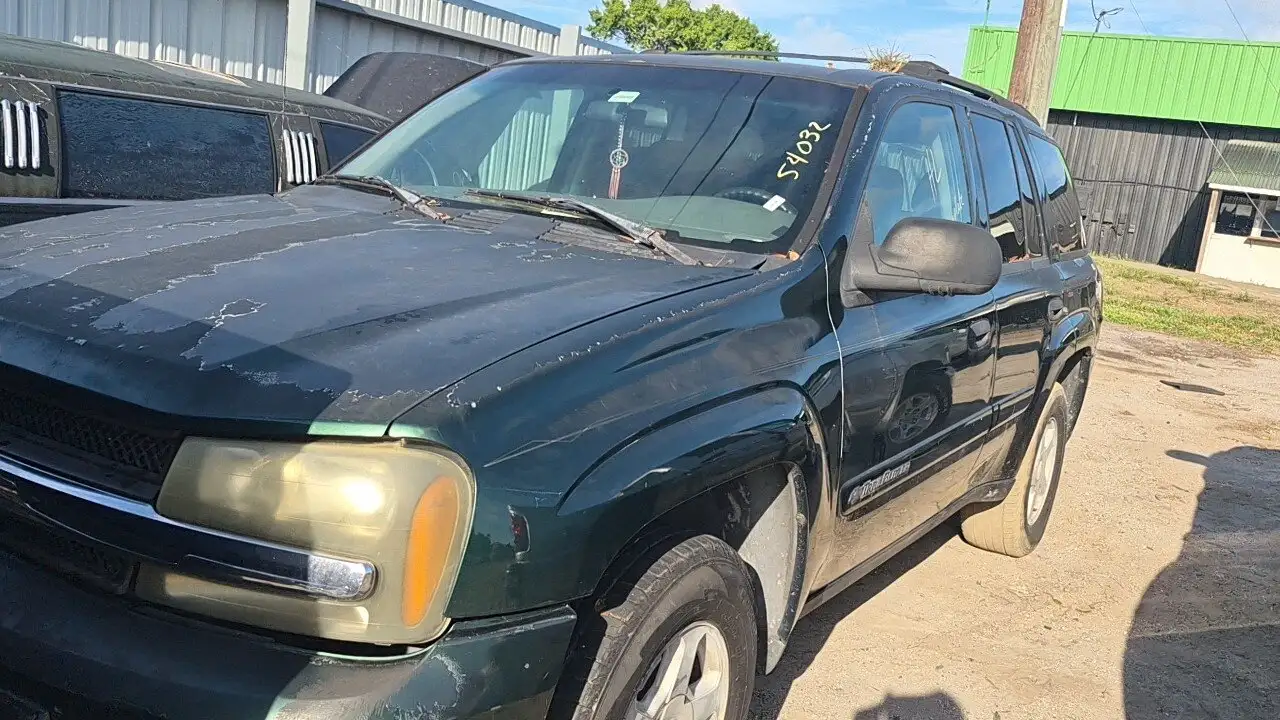 Photo of 2002 Chevrolet Trailblazer
