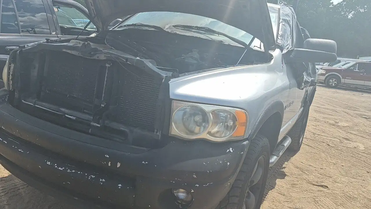 Photo of 2002 Dodge Ram 1500
