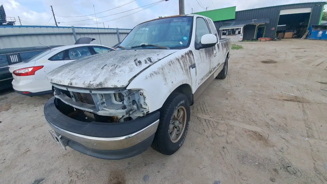 Photo of 2001 Ford F-150