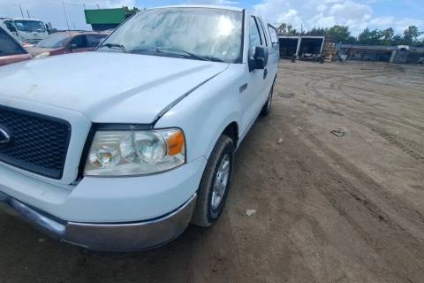 Photo of 2004 Ford F-150