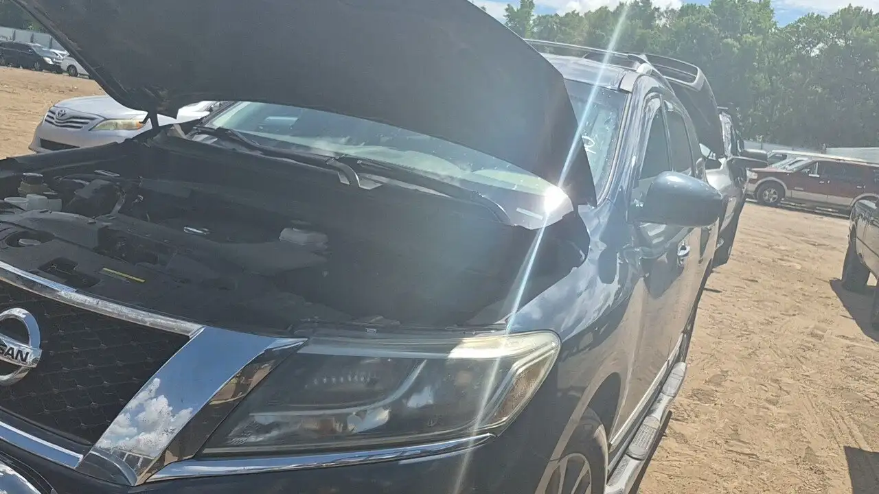 Photo of 2013 Nissan Pathfinder