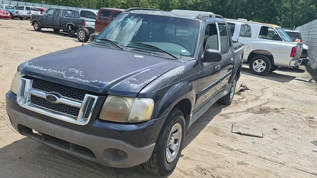 Photo of 2001 Ford Explorer Sport Trac