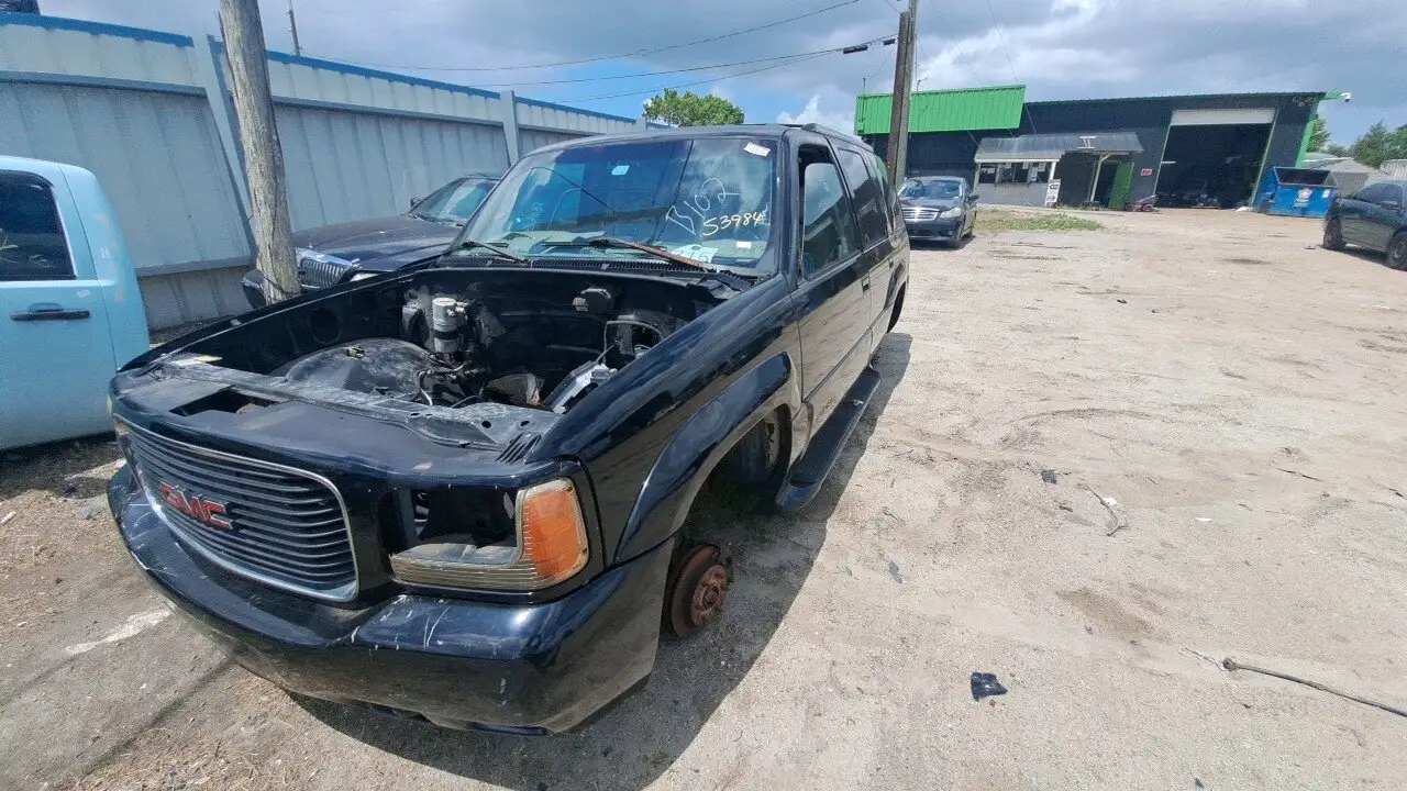 Photo of 2000 Gmc Yukon
