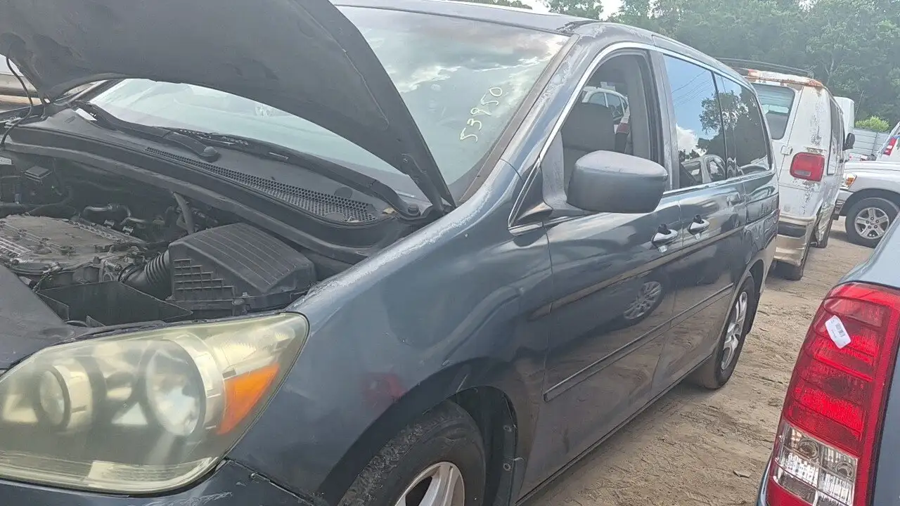 Photo of 2005 Honda Odyssey