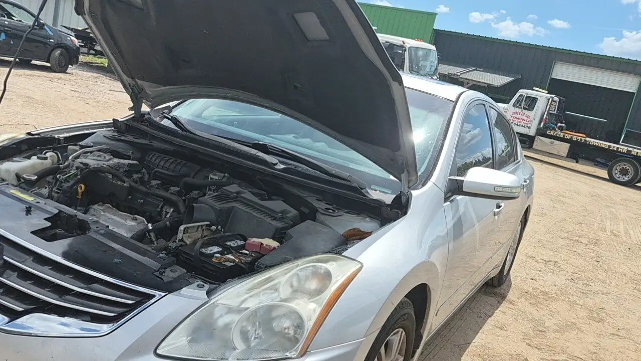 Photo of 2010 Nissan Altima