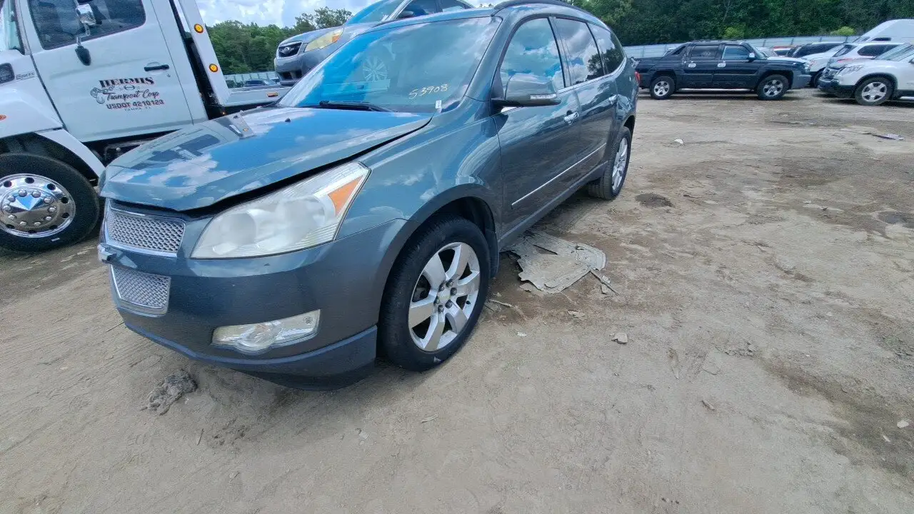 Photo of 2011 Chevrolet Traverse