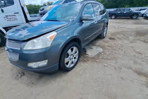Photo of 2011 Chevrolet Traverse